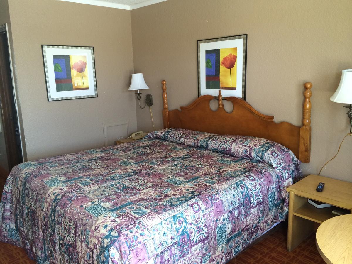 Lake Shore Motel Mannford Экстерьер фото