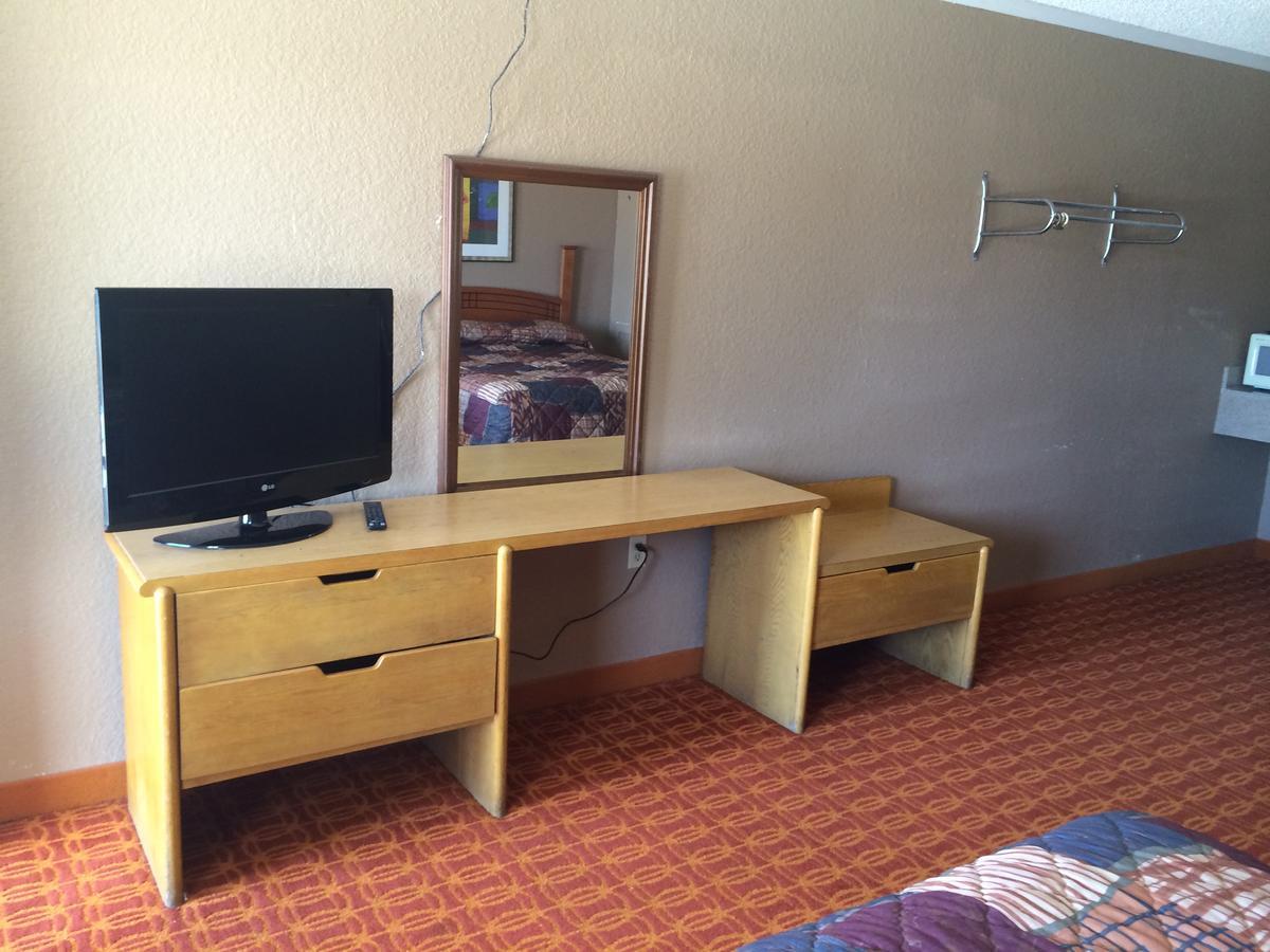 Lake Shore Motel Mannford Экстерьер фото